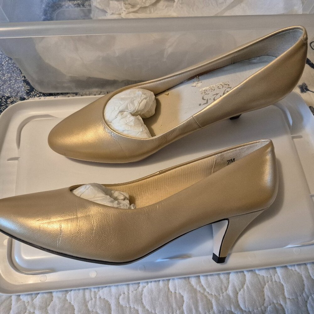Gold heels